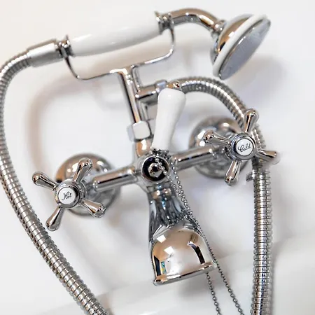 Πλωτό κατάλυμα La Peniche