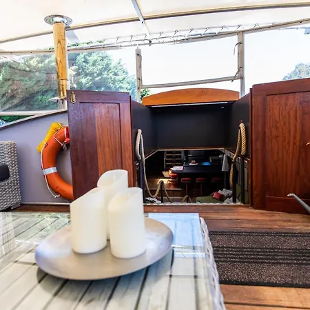 Πλωτό κατάλυμα La Peniche Κολμάρ